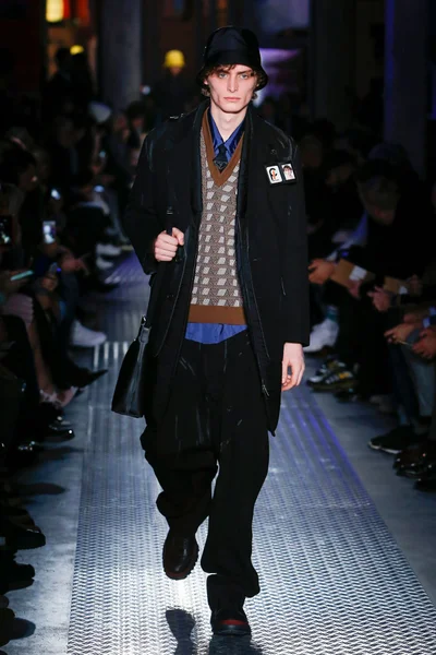 Look 21